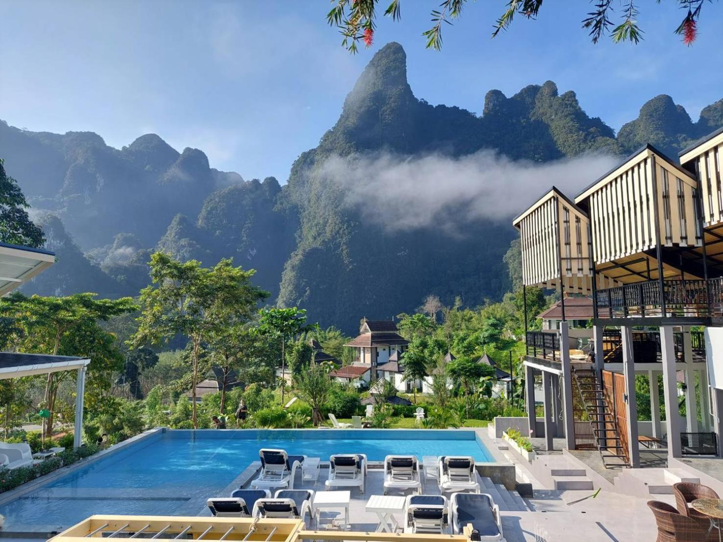Magical Mountain View Resort Khao Sok National Park エクステリア 写真